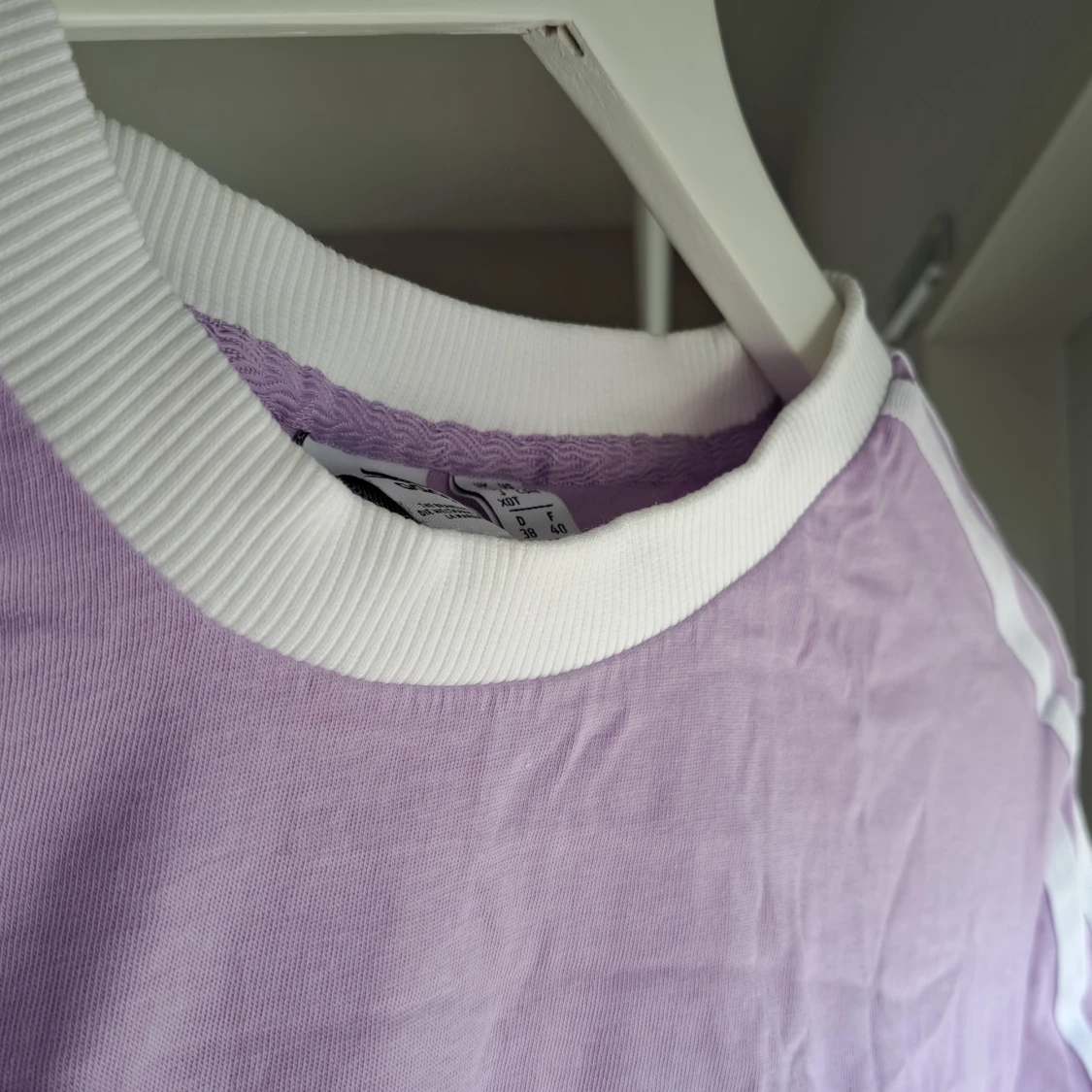 lila tröja från adidas - 91