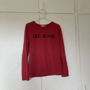Munktröja - Jättesnygg vintage Lee munktröja!!