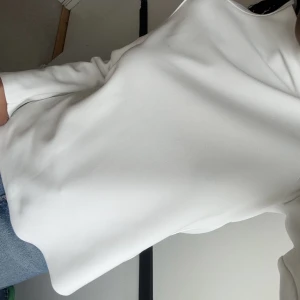 Zara Trlja - den har två prickar på framsidan men annars är den i perfekt skick