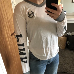 Tröja från pink - Superskön tröja från Victoria secret/ pink