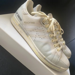 Adidas by Rafsimons - Adidas By Rafsimons Storlek 41 Pris 1500kr Nypris 3200kr Condition 8,5/10