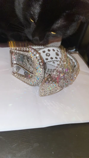 Bbbelt  -  säljer billigt 