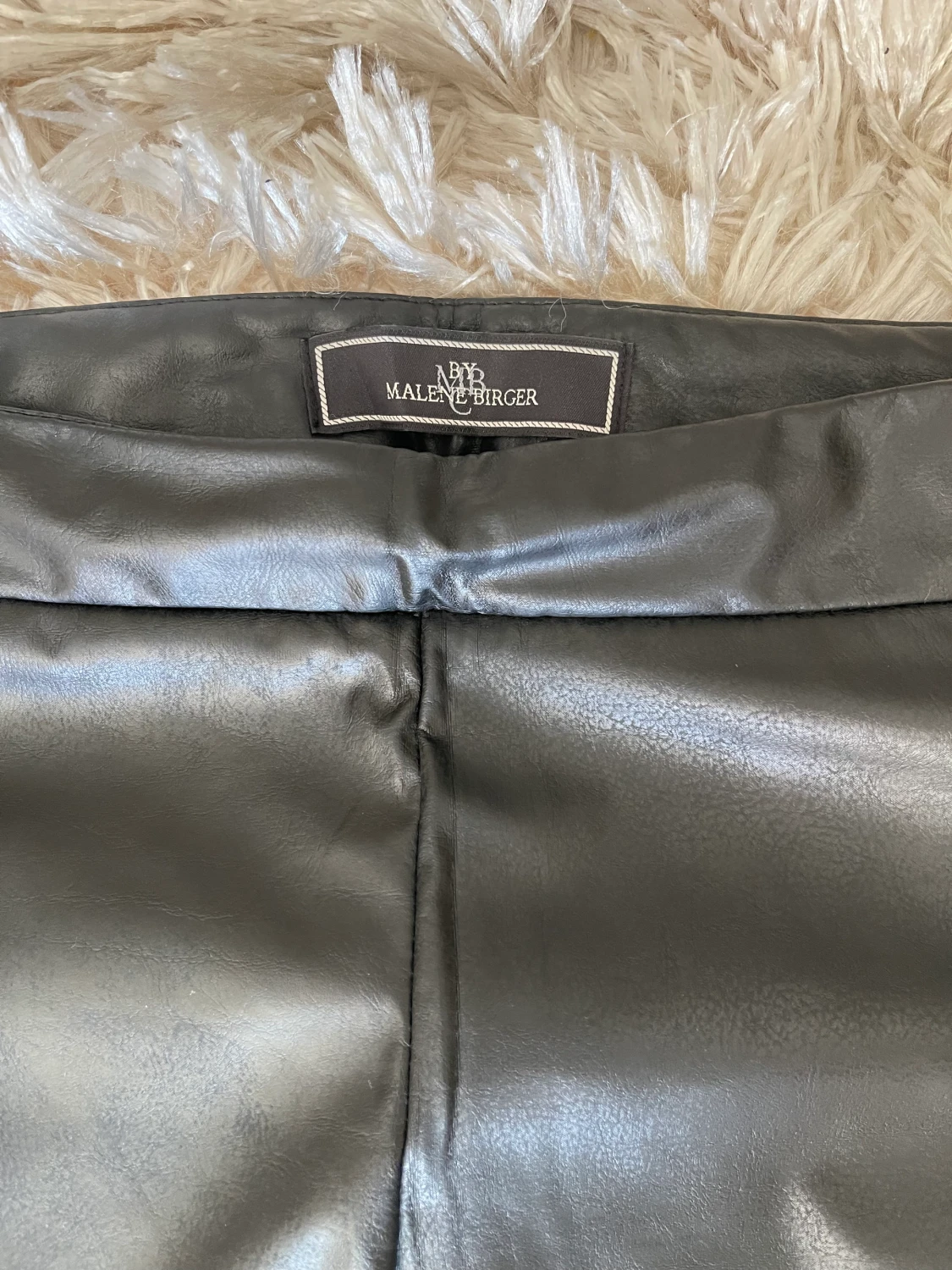 Skinn imitation från by Marlene Birger  - 90