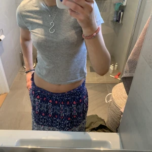 Lång kjol - Så söt mönstrad lång kjol! 