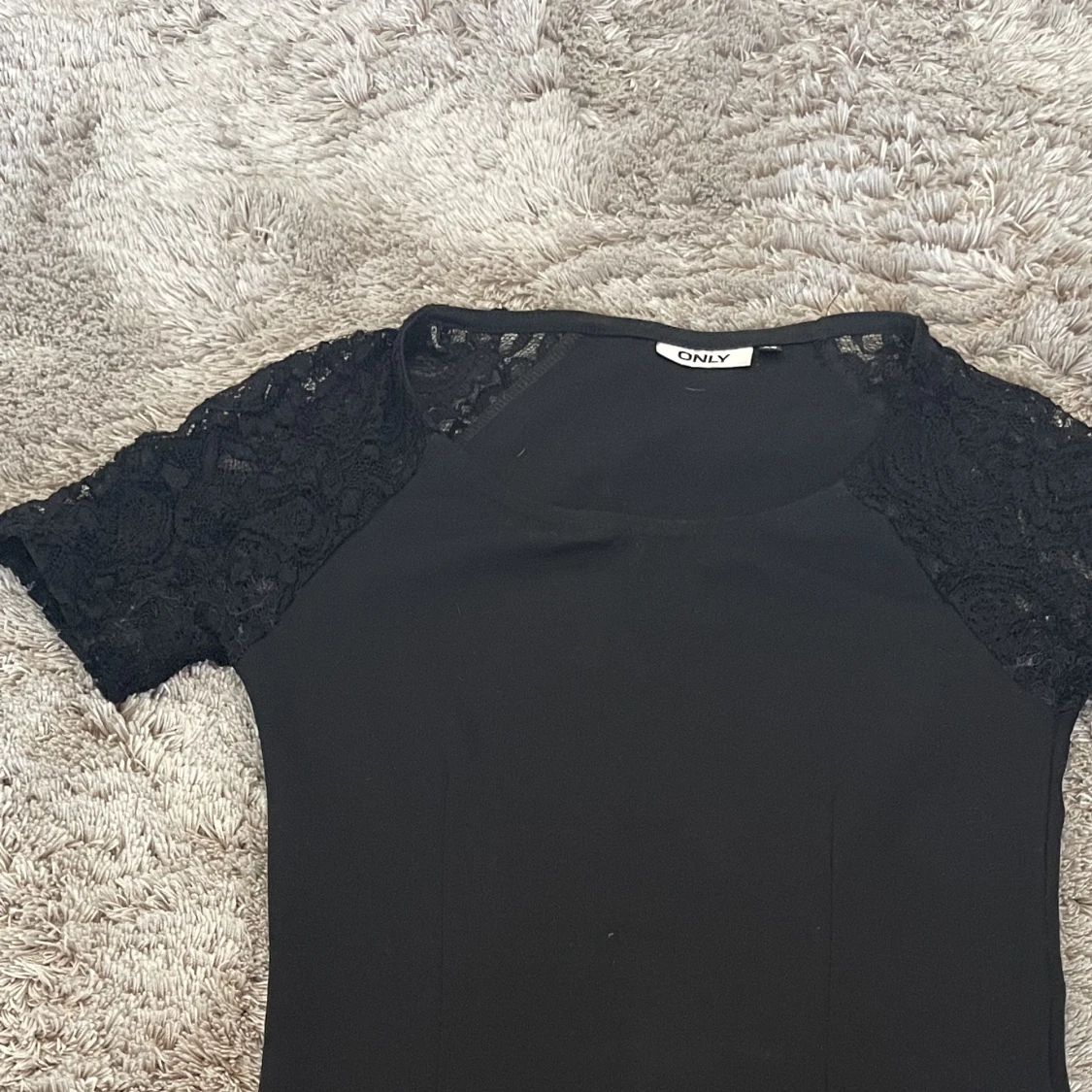 Svart klänning - 91