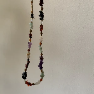 Kristall halsband - Fint halsband jag köpt secondhand.