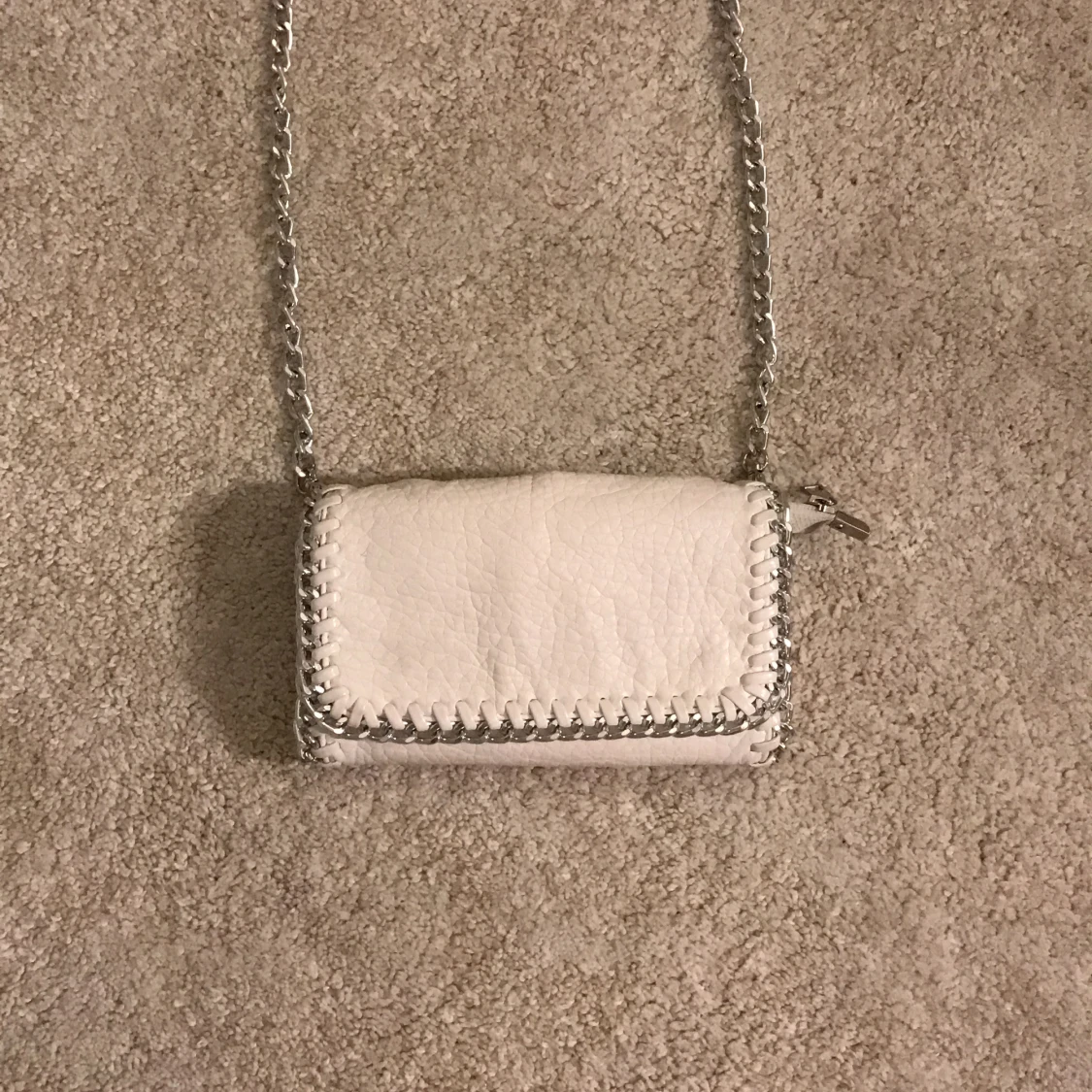 Vit tiamo väska - 90