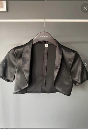 Bolero - Skit snygg och trendig bolero!💕