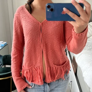 Kofta! - Snygg kofta med fransar!