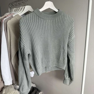 Stickad tröja  - Stickad tröja NA-KD