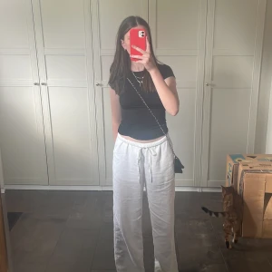 Gina linnebyxor  - Intressekoll på mina Gina linnebyxor 🩷🩷