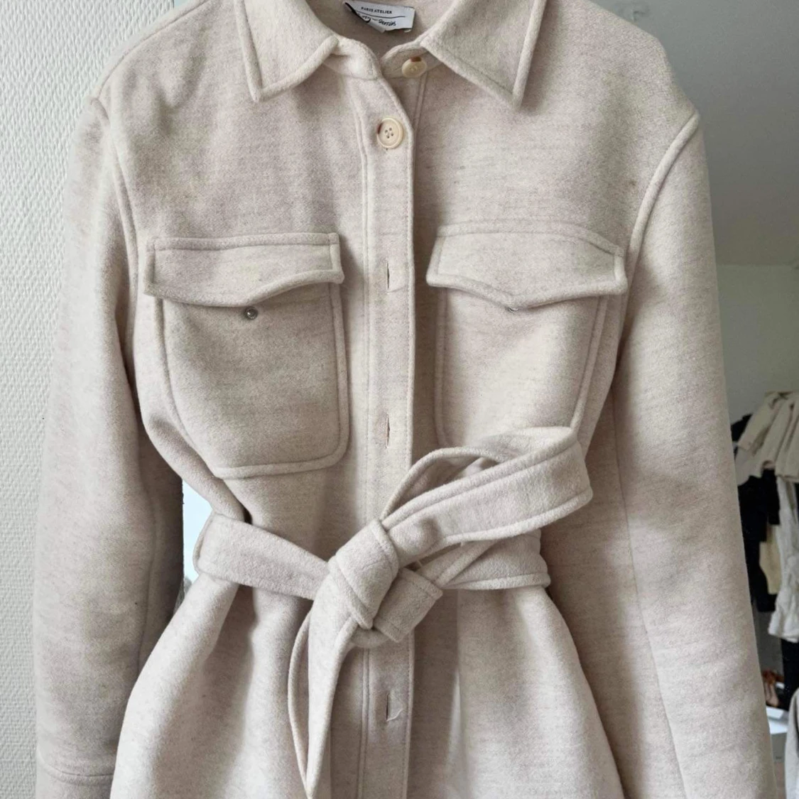 Kort jacka i ull från Other stories - 90