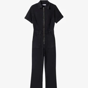 Jeans jumpsuit - Säljer min jeans jumpsuit, i tvättad svart färg (mörkgrå) Använts 1 gång och har inga defekter Skriv för frågor, kan diskutera pris vid snabb affär.