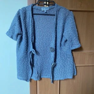Blå bolero  - Använt några gånger 