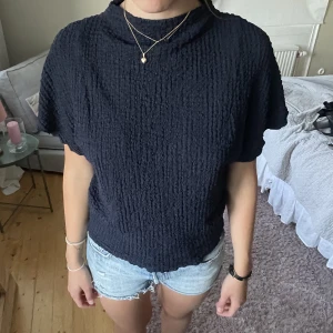 Topp - Topp från zara, strl S aldrig använd