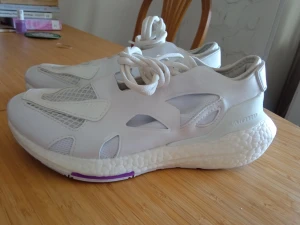 Adidas x Stella McCartney ultraboost 22  - Ultraboost 22 from Adidas x Stella McCartney size 38.5. worn only once. 