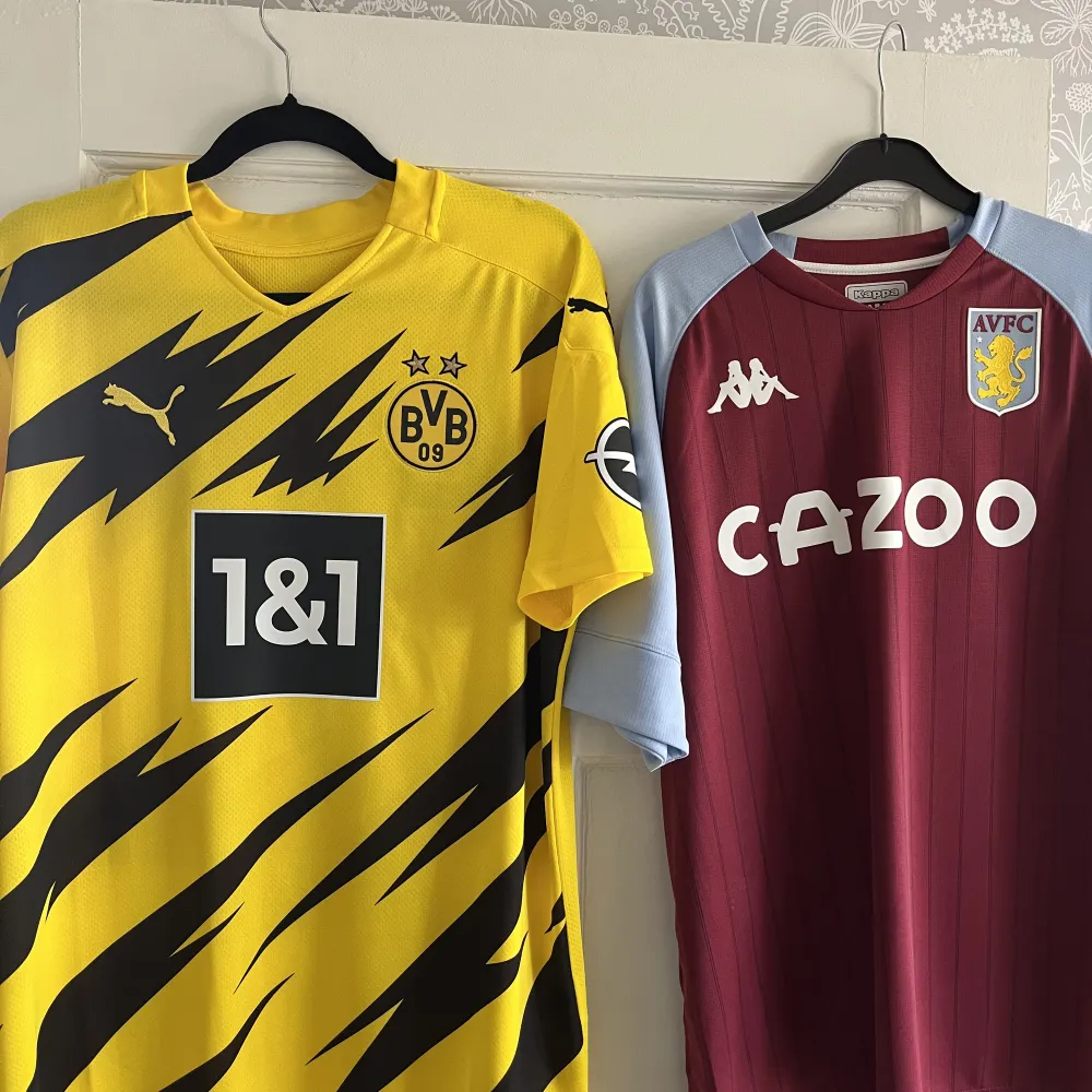 Säljer en Dortmund Haaland och en Aston Villa Grealish tröja. Båda är äkta och storlek L, köpta från officiella merch shopparna. Båda är i nyskick. GREALISH SÅLD. Övrigt.