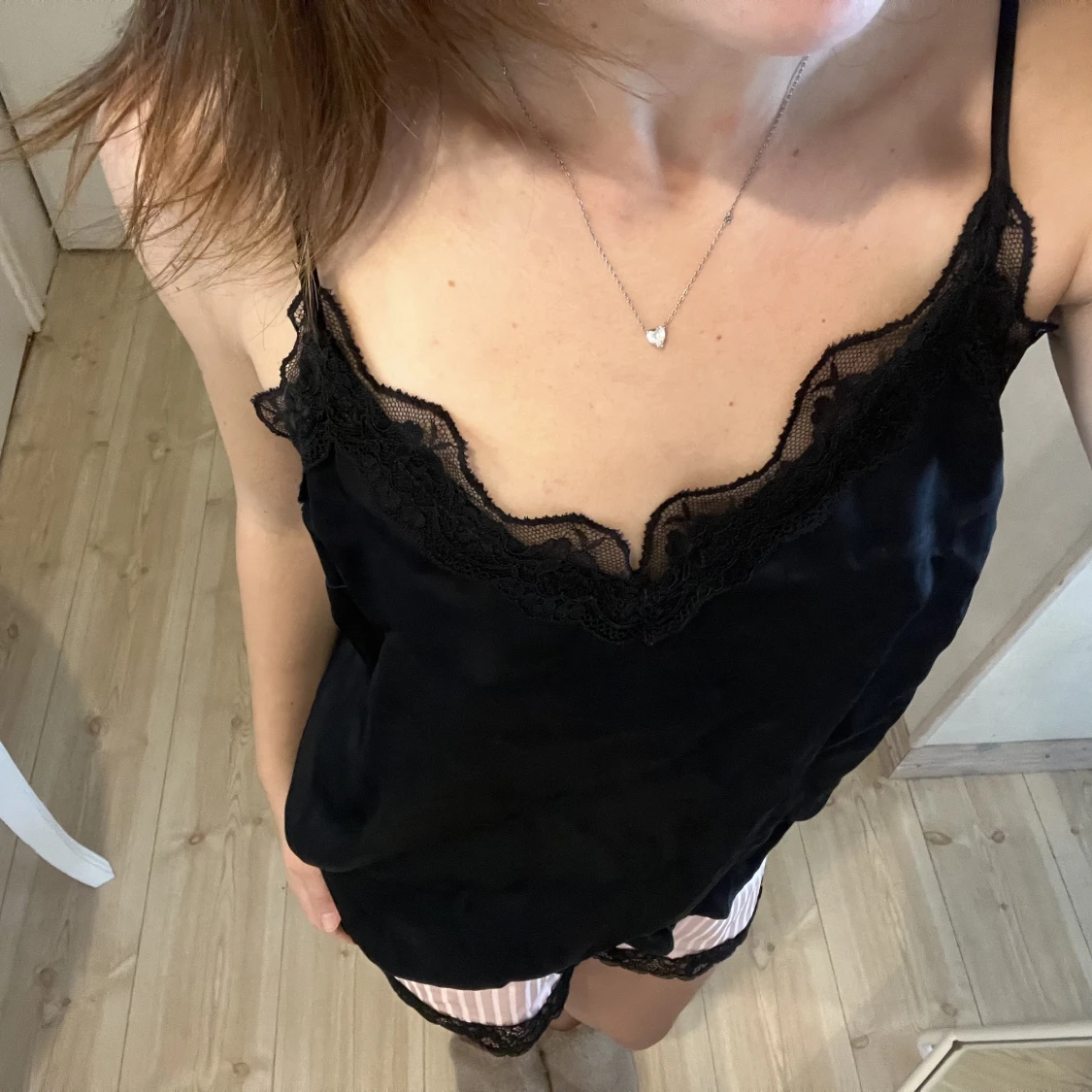 Svart spetslinne - 91