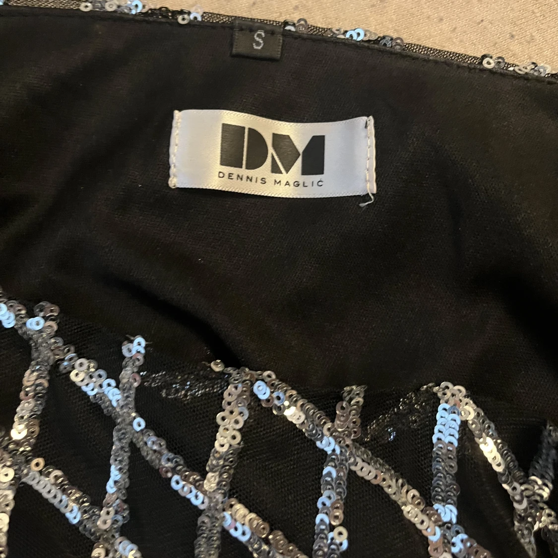 DN festklänning  - 91