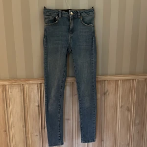 Jeans - Stl XS, väldigt fint skick