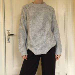 Jättefin stickad tröja från lager 157. Perfekt till hösten!☺️