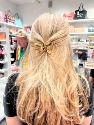 Hårklämma  - En jättefin hårklämma från Raglady som ny💕💕💕