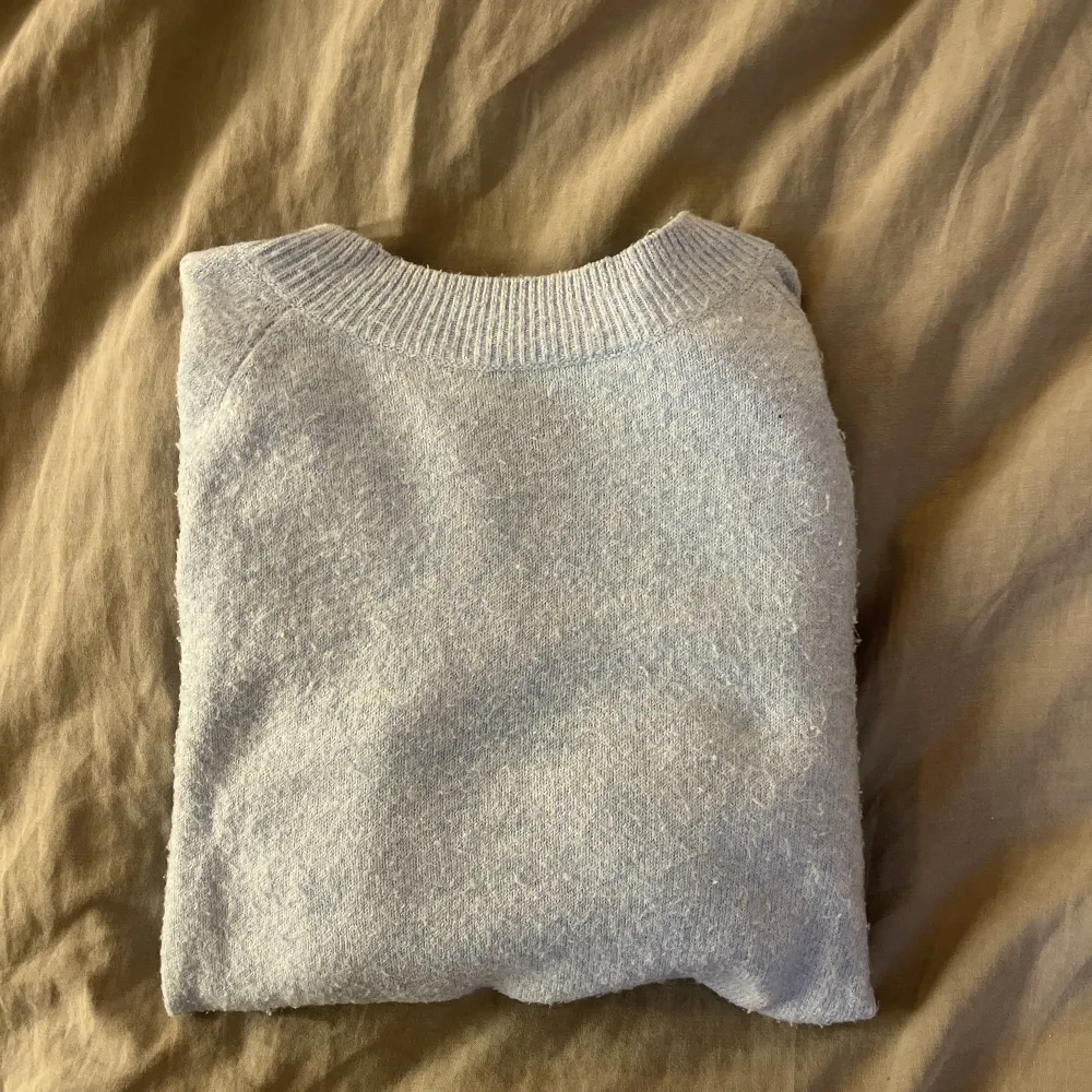 Stickad tröja från Vera Moda!💕. Neuleet.