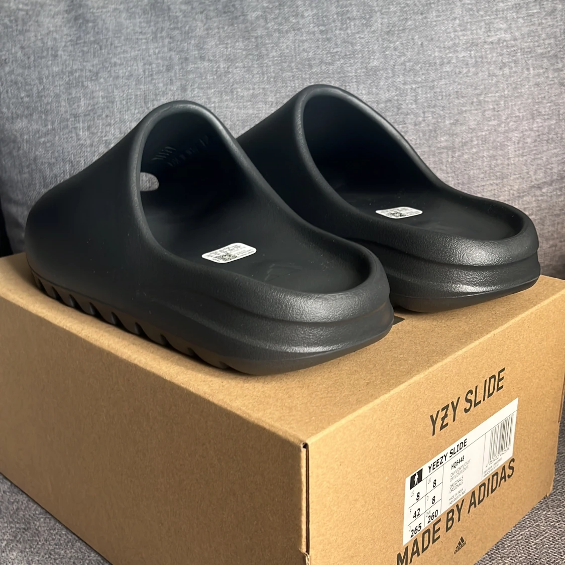 Yeezy slide onyx  - 90