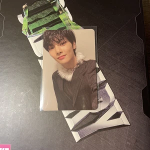 Stray kids  - Säljer mitt photocard på jeongin från albumet ”ordinary” inga skador (OFFICIELLT)