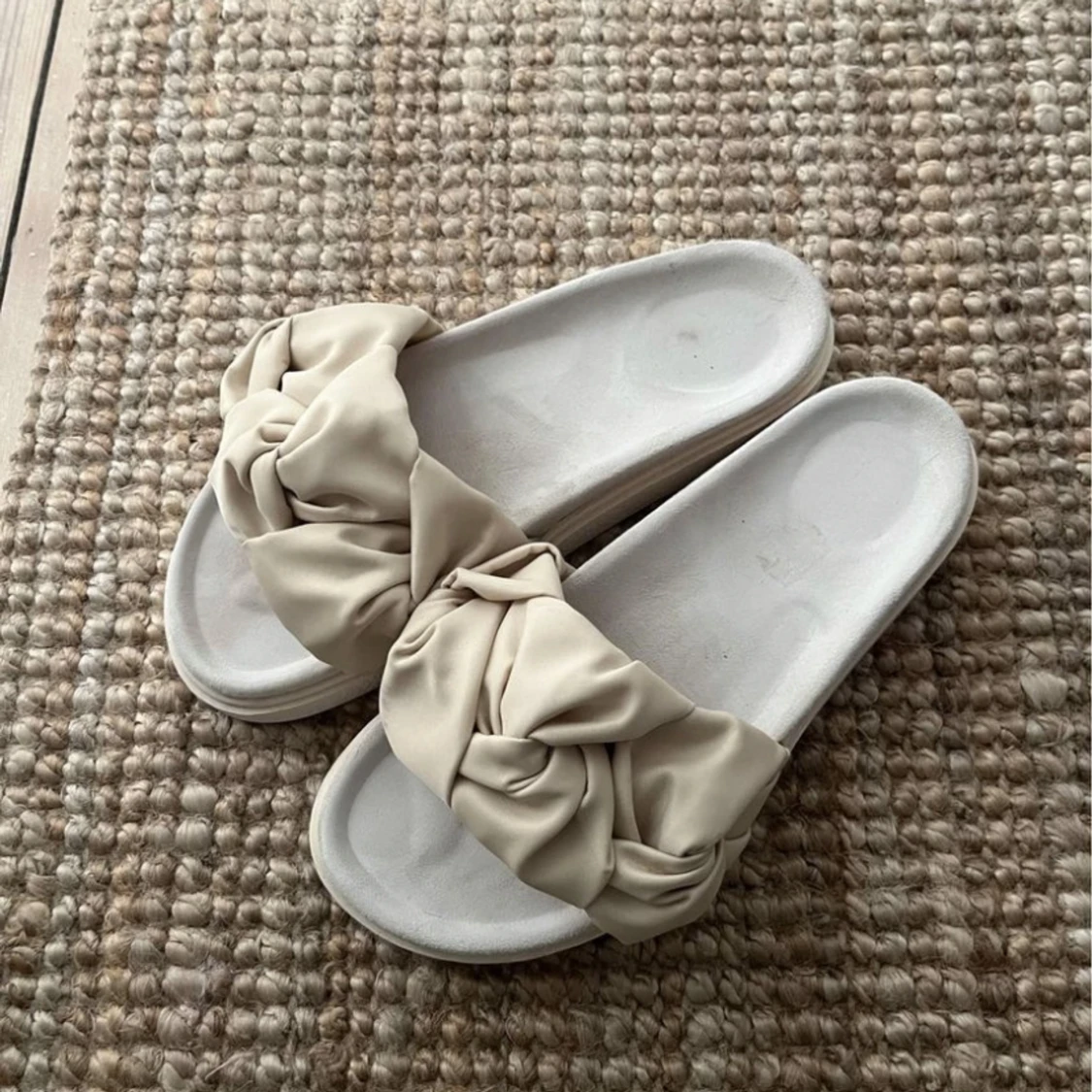 Inuikii tofflor  - 90