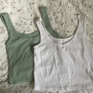 Linne - Säljer dessa jättesöta linnen. Säljs separat. Lite croppade. Säljer då jag inte får användning av dem. Hör av dig vid intresse 💚