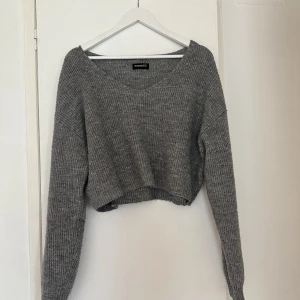 Stickad topp - Stickad topp från märket Even&Odd men jag har beställt den från Zalando. Den är en aning kroppad. Storlek xs☺️