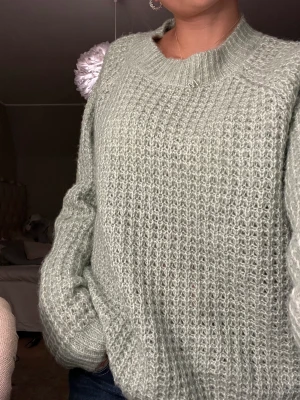 Stickad tröja  - En så mysig och skön tröja från lager 157. 💕