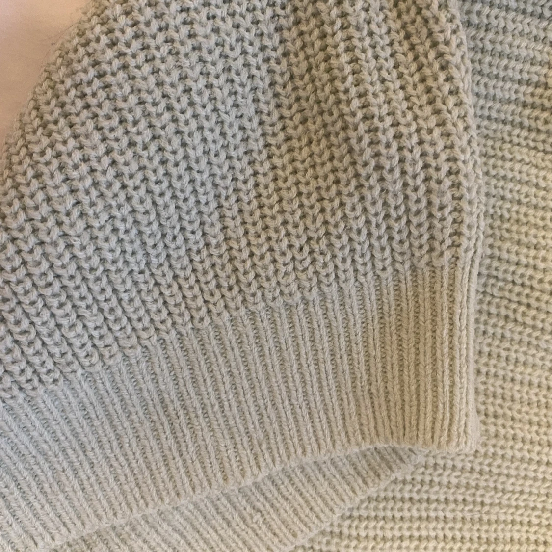 Croppad Grön Stickad- Tröja H&M - 91