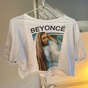 Beyonce tröja  - av beyonces märke. Magtröja