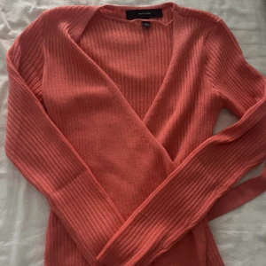 Omlott tröja  - Så snygg färg aldrig använd slutsåld 