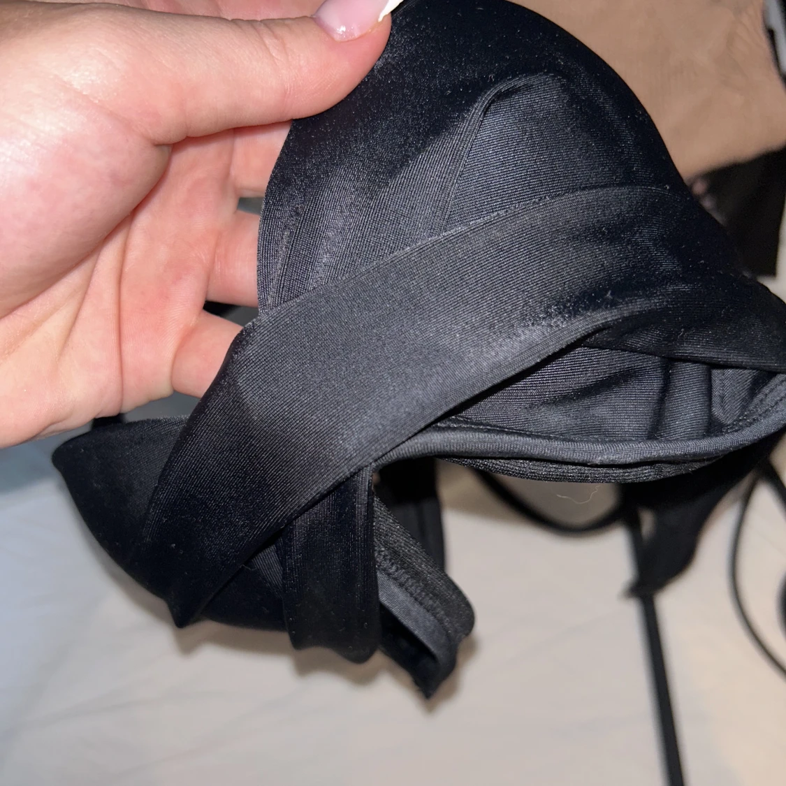 2 jättefina biknitoppar  - 90