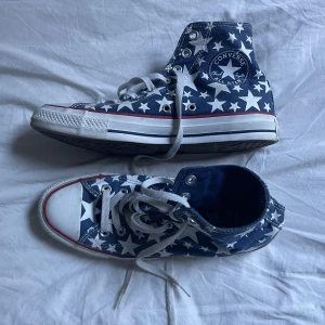 Converse - Säljer nu dessa assnygga converse som jag tyvär inte fått användning av. Köpta för 800kr och är näst intill oanvända! 😊