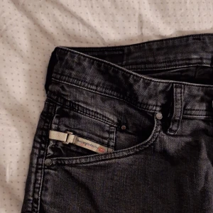 Dieseljeans - Dieseljeans vintage. Passar M eller 30/32. Hör av er vid funderingar 😊