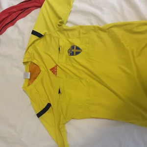 Långärmad domartröja - Bra skick. Storlek S