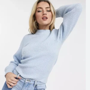 Blå stickad tröja  - Säljer min jätte fina monki tröja super skön och super mysig nu till hösten❤️💕