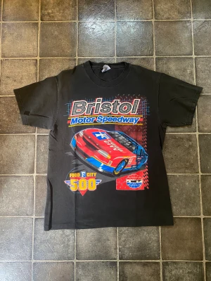 Vintage racer tee - Storlek M, true to size! Inga flaws!