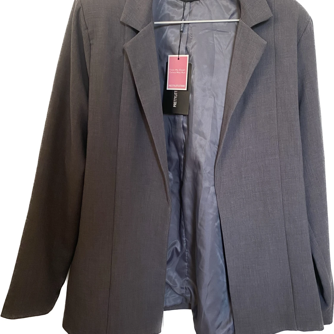 Oversized kavaj med axelvaddar - 90