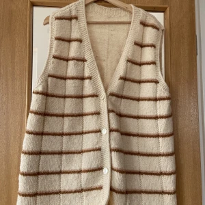 Cute sweater west - Oversized, M-XL