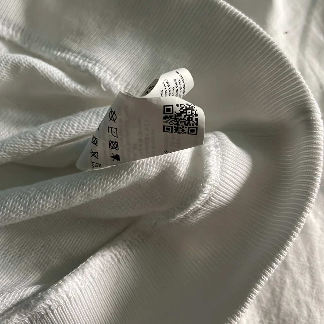 Hugo boss tröja  - 90