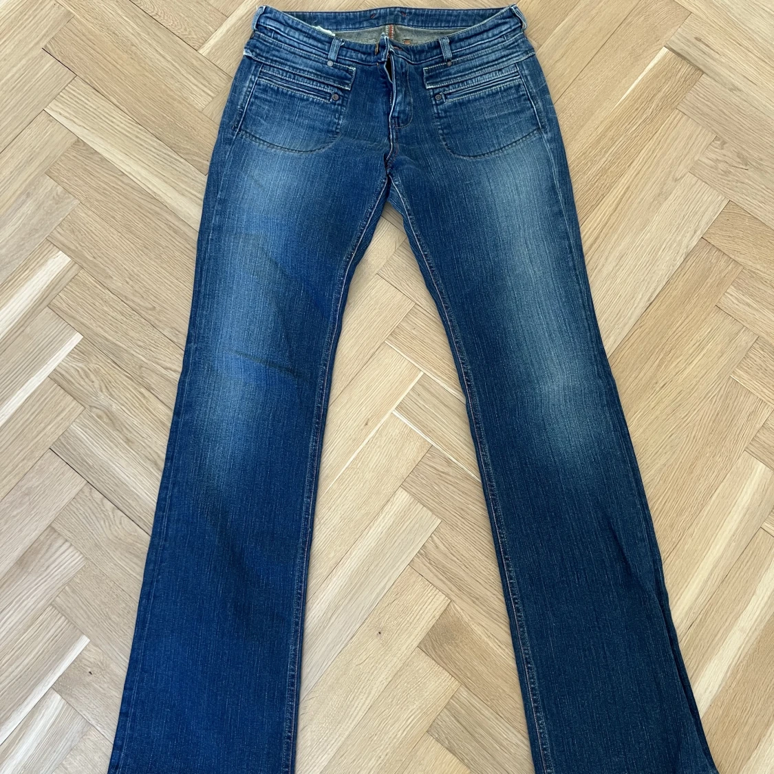 Lågmidjade bootcut dieseljeans  - 90