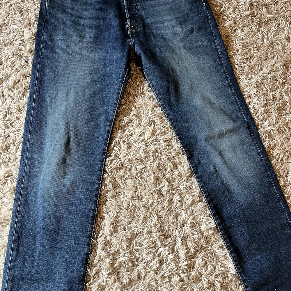 Det är oanvända köpte dem i usa men aldrig andvänt dem förutom på bilden då. Jeans & Byxor.