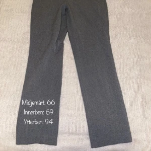 kostymbyxor  - kostymbyxor från uniqlo