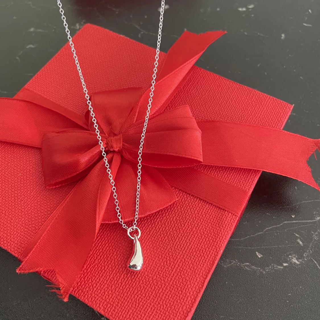 Superfin halskedja med hänge, silverpläterat - 90