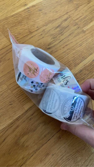 Smyckensaker  - Massa smycken saker (finns mycket mycket mer saker så kom privat för mer bilder)